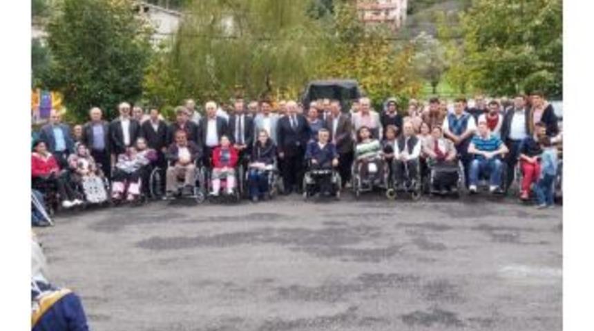 Özbakır, "engelli Vatandaşlarımızın Yanındayız"