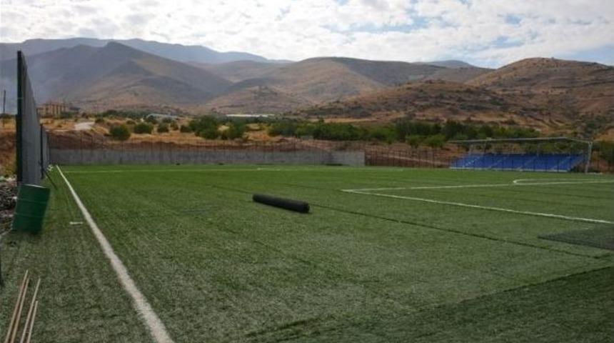 Konak’a Sentetik Yüzeyli Futbol Sahası