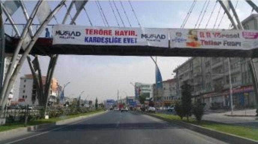 Müsiad’tan Teröre Pankartlı Tepki