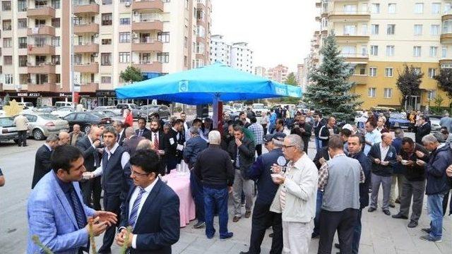 Başkan Büyükkılıç Ve Ekibi Melikgazi Mahallesi Halkı İle