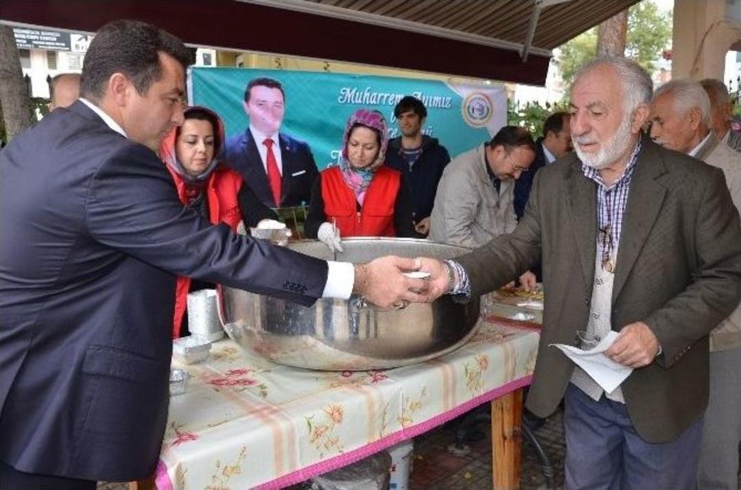 Boz&uuml;y&uuml;k Belediyesi&rsquo;nden 13 Bin 500 Kişilik Aşure İkramı
