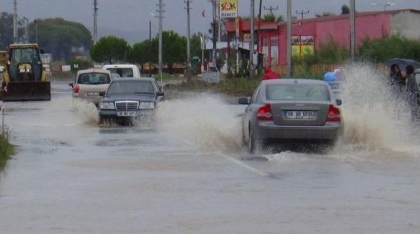 Edremit K&ouml;rfezi Yağmura Teslim