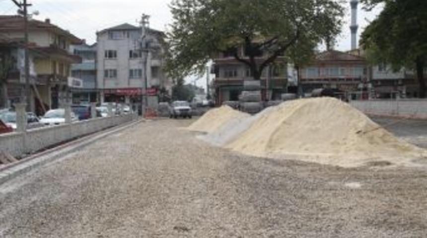 Akyazı Belediyesi Otoparkı Tamamlanıyor