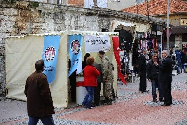 Kıklareli Belediyesi Bin 500 Kişiye Aşure Dağıttı