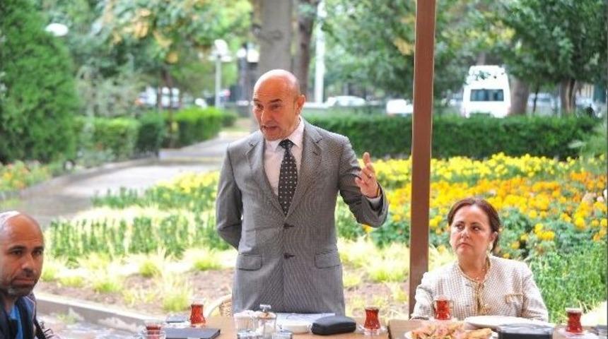 Seferihisar Belediye Başkanından Haciz Tepkisi