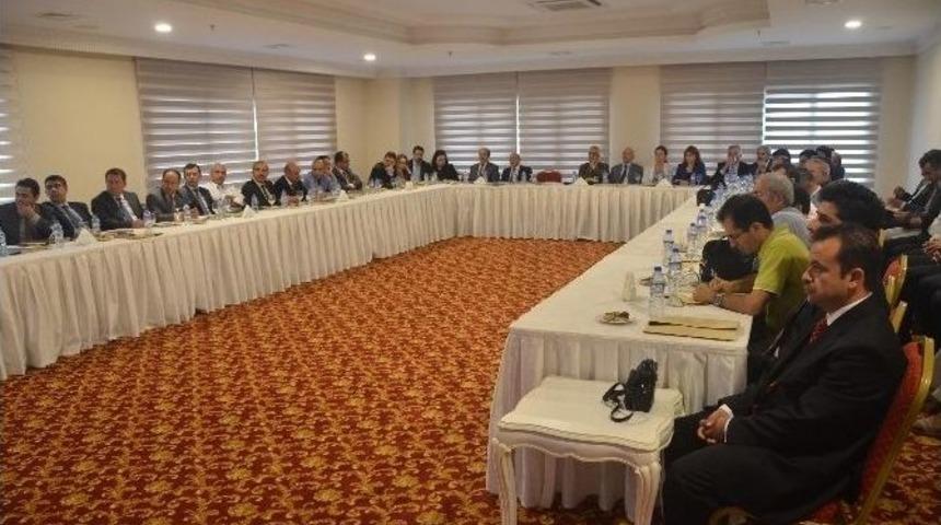 M&uuml;steşar B&uuml;y&uuml;k: &ldquo;y&uuml;z Binlerce Suriyeli &Ccedil;ocuğun Eğitime Erişmesini Sağladık&rdquo;