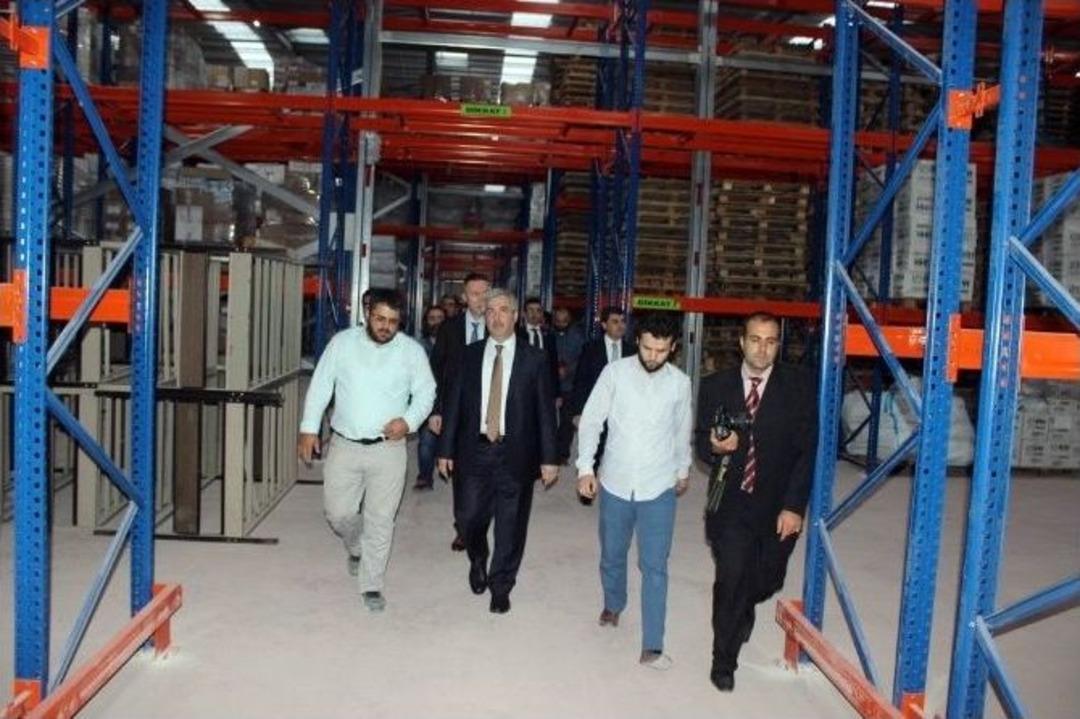 Başbakan Başdanışmanı Yetiş, İhh&rsquo;yı Ziyaret Etti