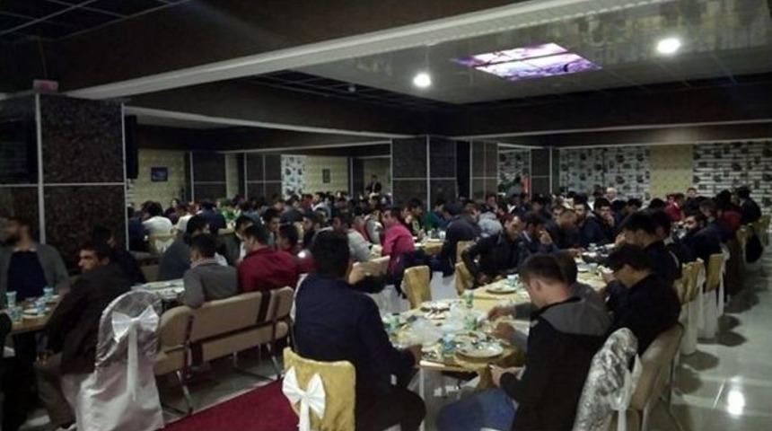 Ak Parti Genel Başkan Yardımcısı Vedat Demir&ouml;z &Uuml;niversite &Ouml;ğrencileriyle Buluştu