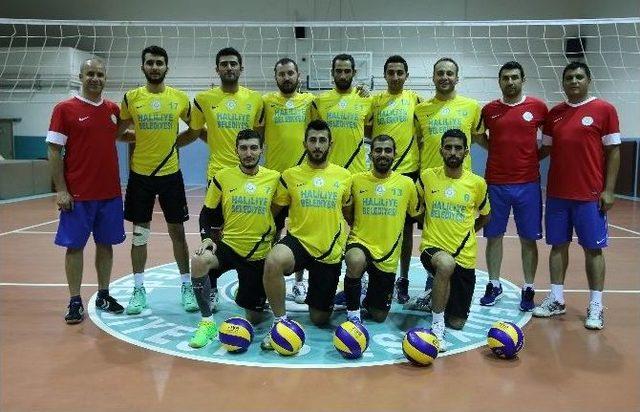 Haliliye Voleybol Takımı İlk Maçına Hazır