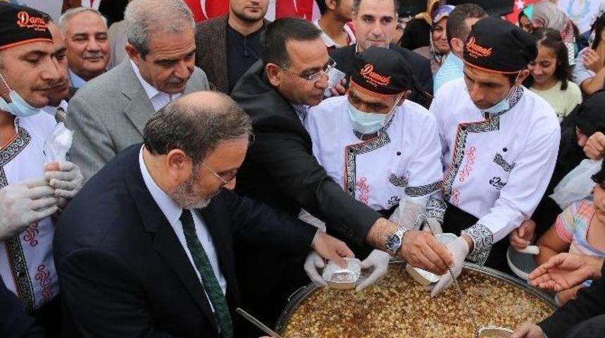 Haliliye Belediyesi&rsquo;nden Vatandaşlara Aşure İkramı