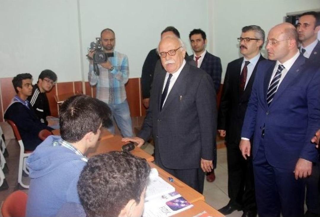 Bakan Avcı K&uuml;tahya&rsquo;da