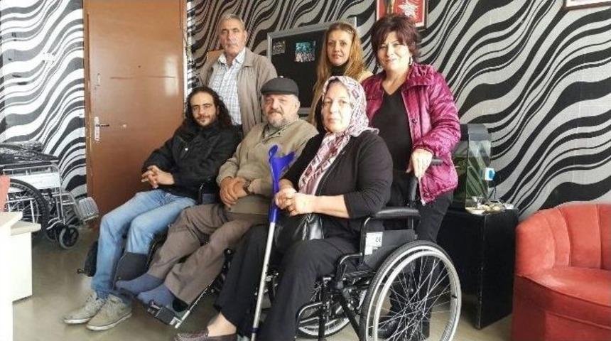 3 Engelli Daha Tekerlekli Sandalyeye Kavuştu