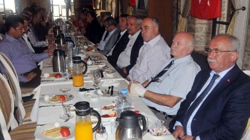 Chp Grup Başkanvekili &Ouml;zg&uuml;r &Ouml;zel: