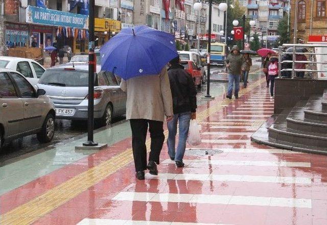 Yozgat’ta Yağmur Çiftçiyi Sevindirdi