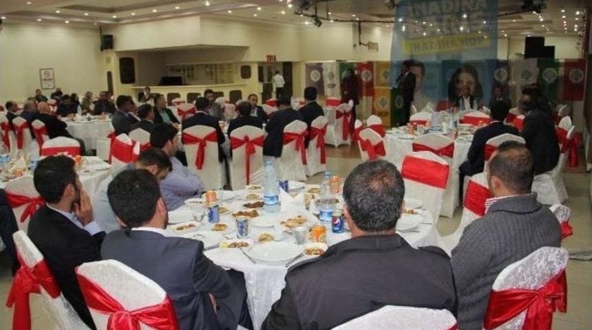 Hdp İl Y&ouml;neticileri İle B&uuml;y&uuml;kşehir Belediye Eş Başkanı &Ccedil;oban, Osb&rsquo;deki İş Adamlarıyla Dayanışma Yemeğinde Bir Araya Geldi