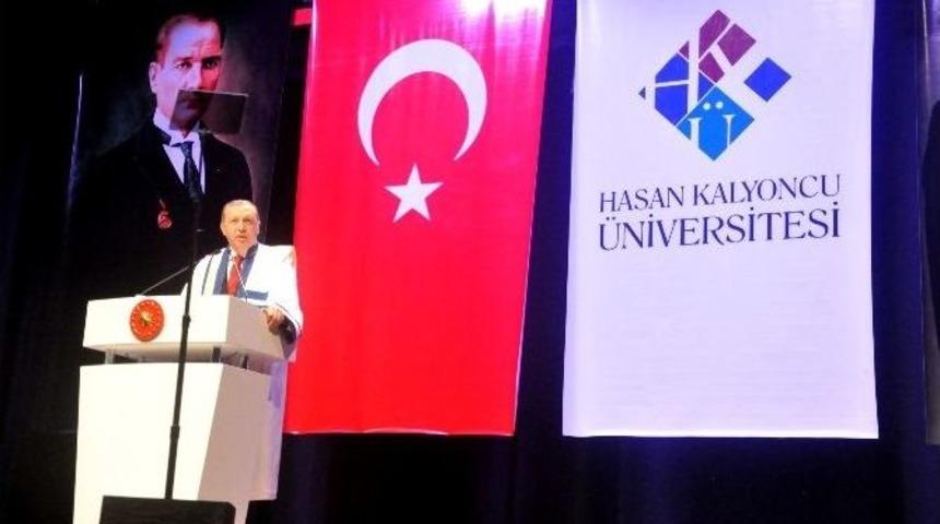 Hasan Kalyoncu &Uuml;niversitesi&rsquo;de Akademik Yıl A&ccedil;ılış T&ouml;reni Cumhurbaşkanı&rsquo;nın Katılımıyla Ger&ccedil;ekleştirildi