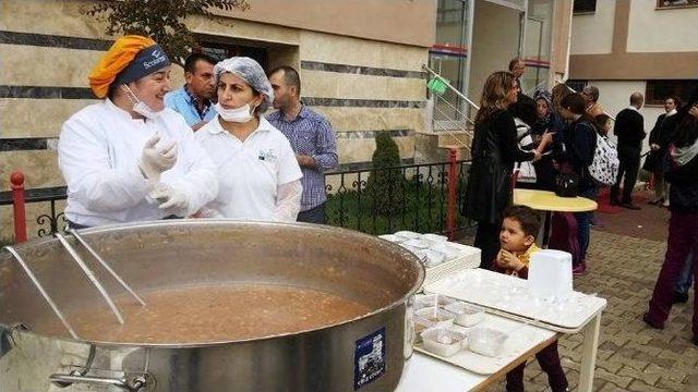 Final Okullarında Aşure Etkinliği