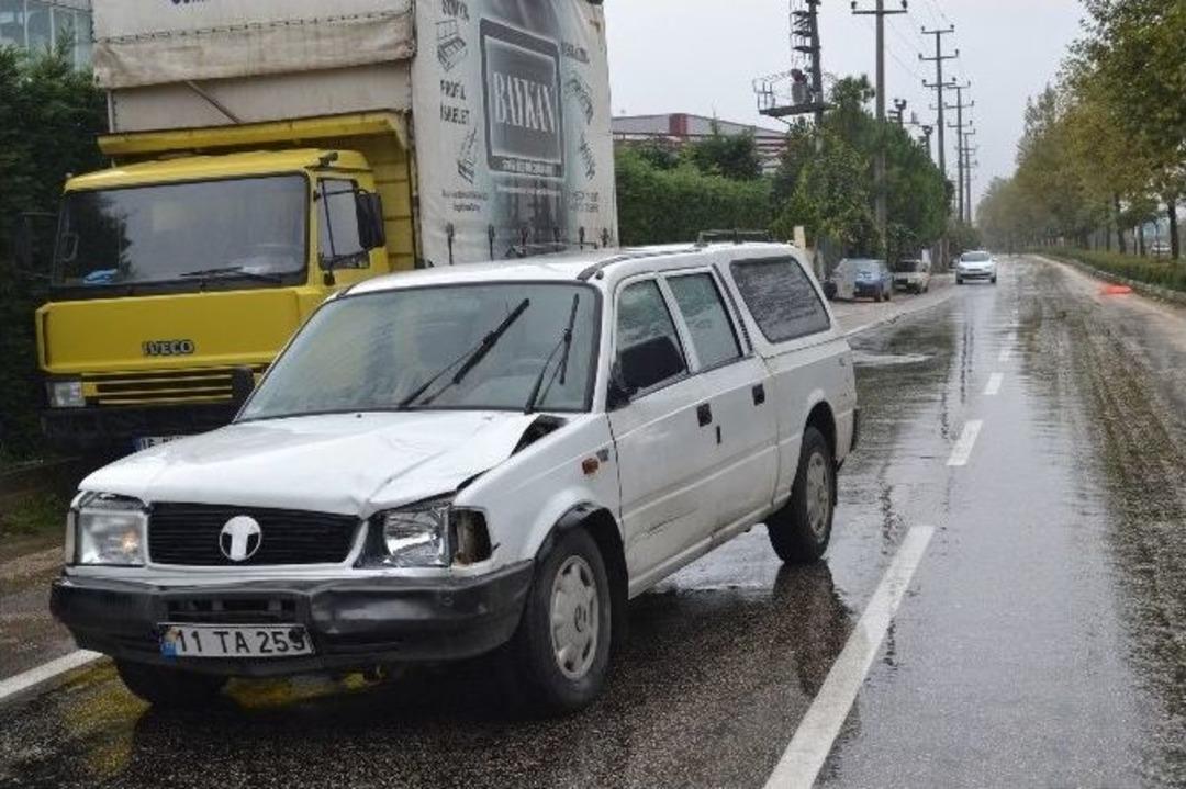 Oğlu G&ouml;zleri &Ouml;n&uuml;nde Hayatını Kaybetti