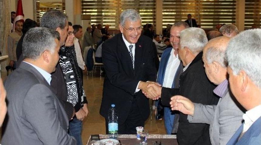 Eski Bakan Bozkır: &ldquo;t&uuml;rkiye&rsquo;de Muhalefet Sorunu Var&rdquo;