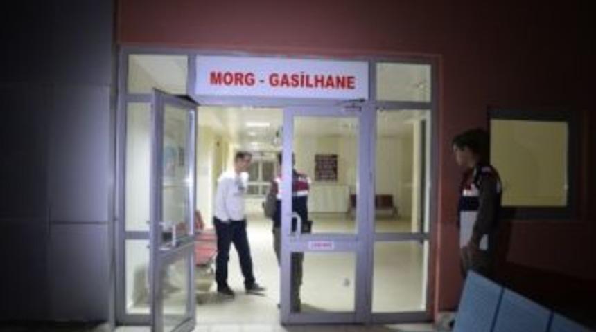 Ahırlı’da Erkek Cesedi Bulundu