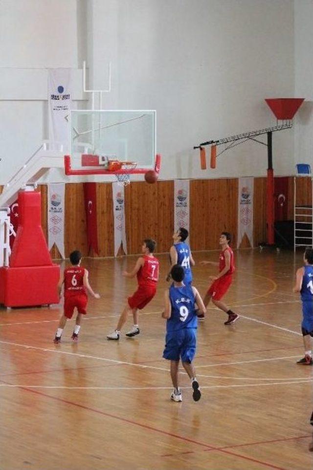 Antalya Genç Erkekler Basketbol Ligi