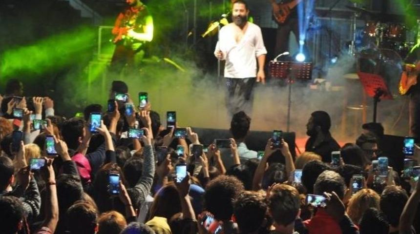 Afyonkarahisar&rsquo;da Koray Avcı R&uuml;zgarı Esti