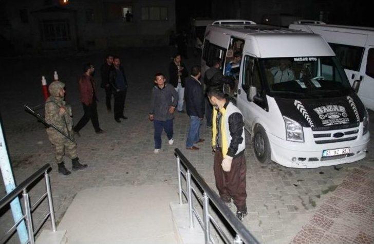 Vadide Mahsur Kalan 75 Şahsın İmdadına Mehmetçik Yetişti G1