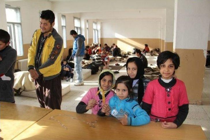 Vadide Mahsur Kalan 75 Şahsın İmdadına Mehmetçik Yetişti G5