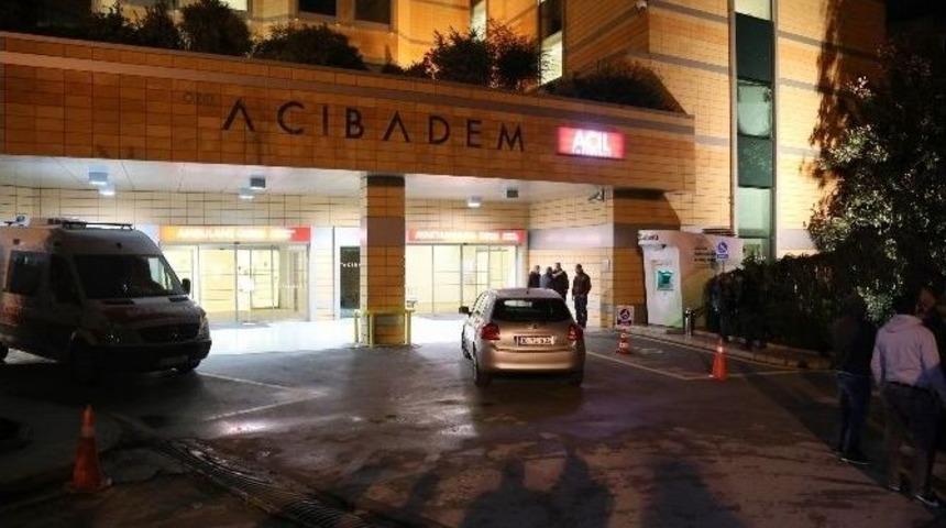 Ma&ccedil;ta Hayatını Kaybeden Teknik Direkt&ouml;r&uuml;n Sevenleri Hastaneye Akın Etti