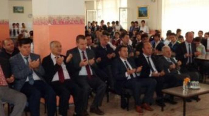 Burhaniye İmam Hatip&rsquo;de Aşure Hayrı