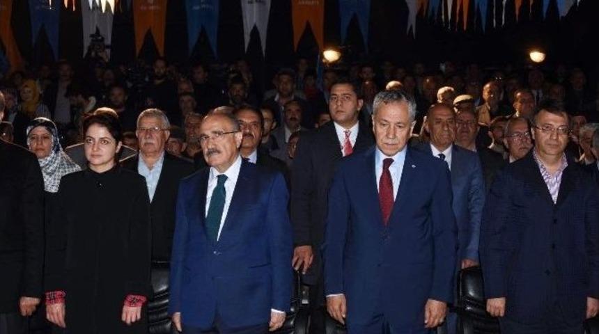 B&uuml;lent Arın&ccedil; Van&rsquo;da