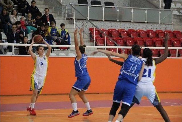 Türkiye Kadınlar Basketbol 1. Ligi