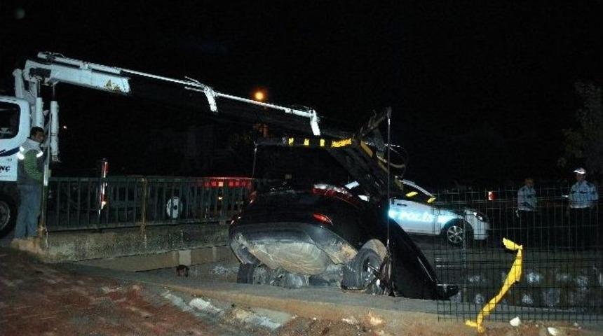 Kazadan Sonra Kayıplara Karışan S&uuml;r&uuml;c&uuml; Polisleri Alarma Ge&ccedil;irdi