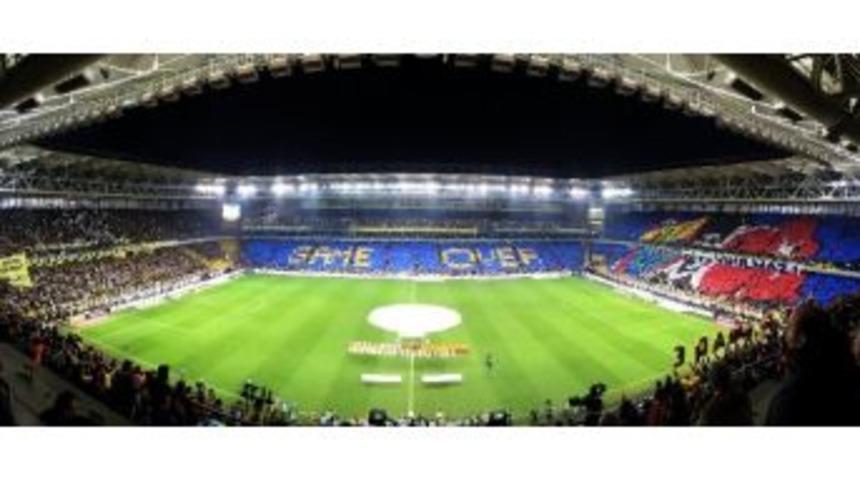 Fenerbah&ccedil;e Taraftarından Dev Kareografi