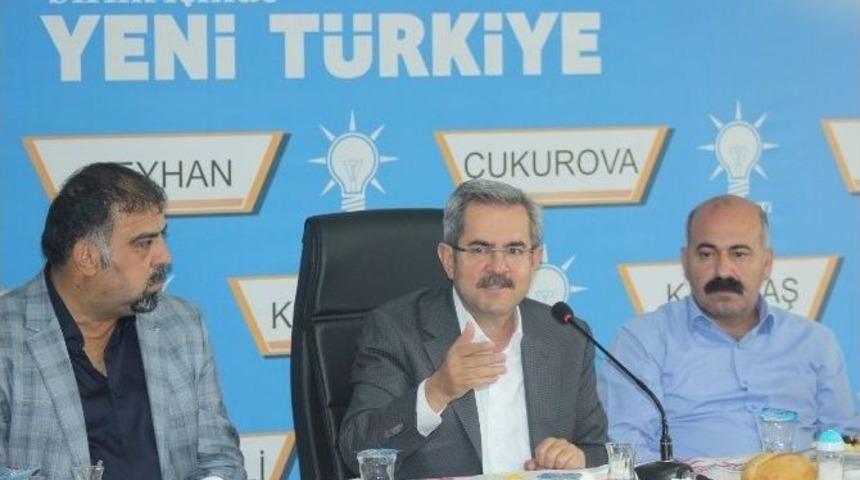 &Uuml;n&uuml;var: "siyaset&ccedil;i Hem İş Yapmalı, Hem De G&ouml;n&uuml;l Yapmalı"