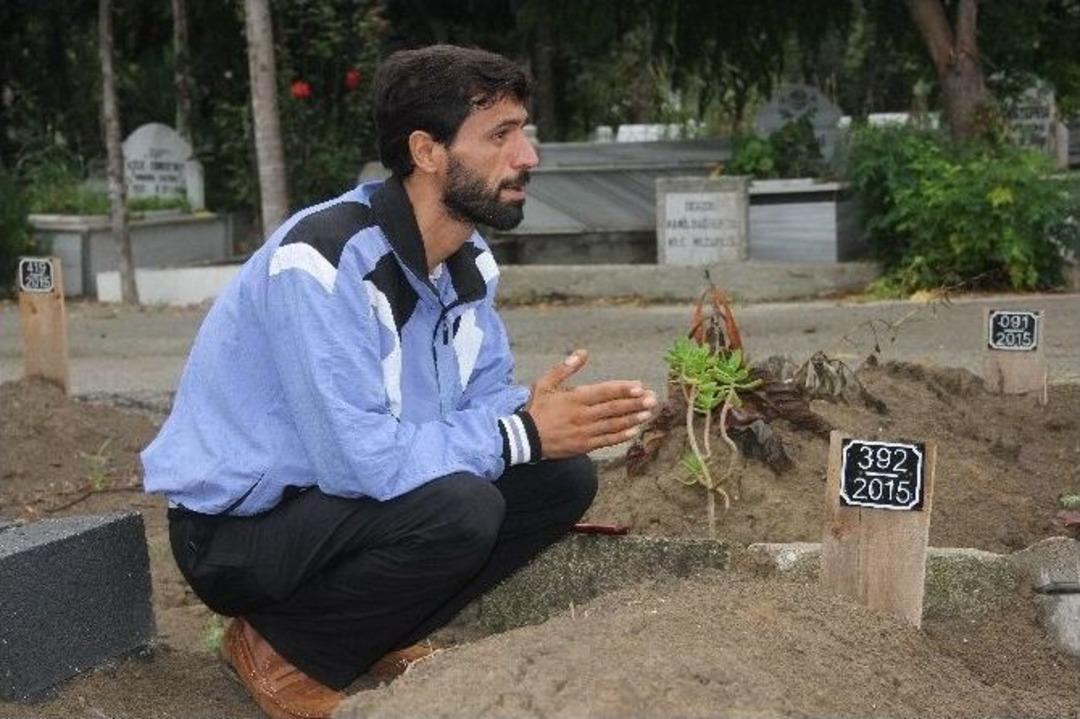 (&ouml;zel Haber) Kayıp Babasına Mezarda Kavuştu