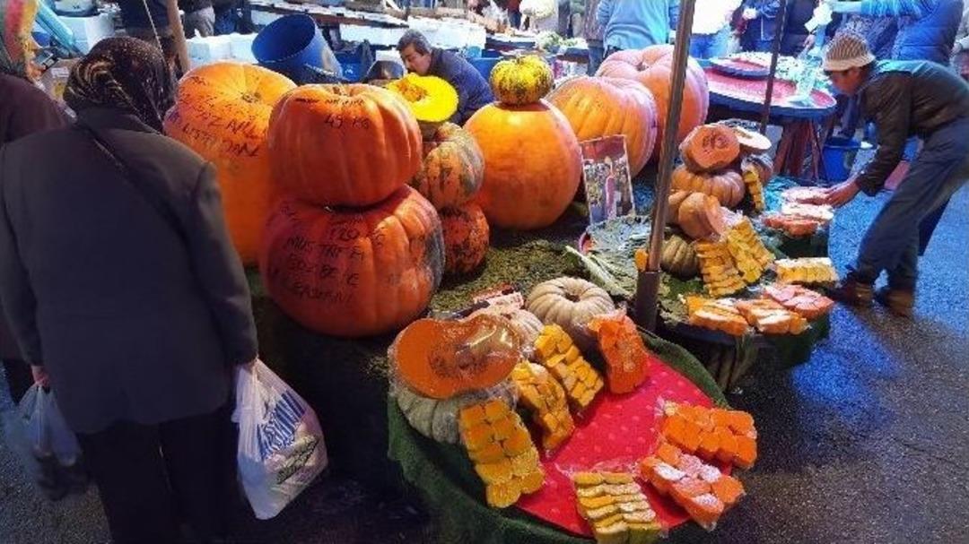 (&ouml;zel Haber) 145 Kiloluk Kabak G&ouml;renleri Şaşkına &Ccedil;eviriyor...