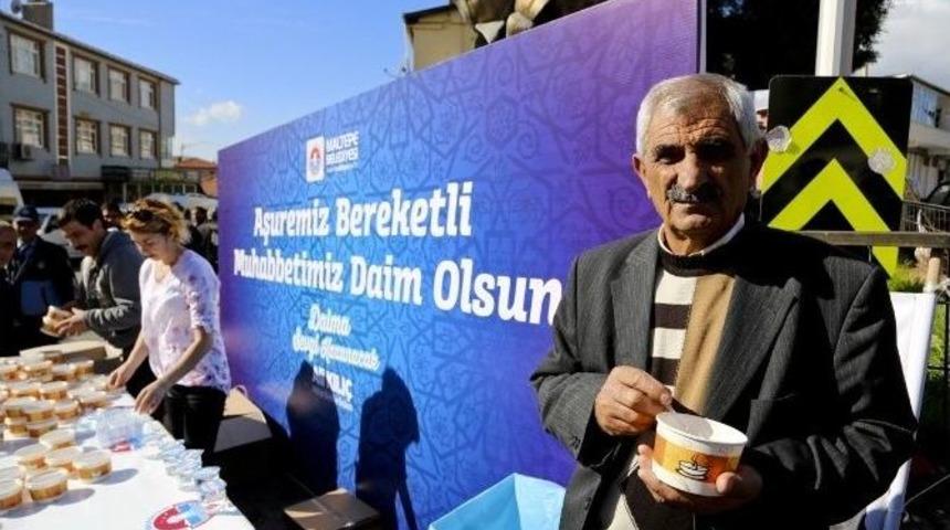 Maltepeli Vatandaşlar Aşureye Doydu