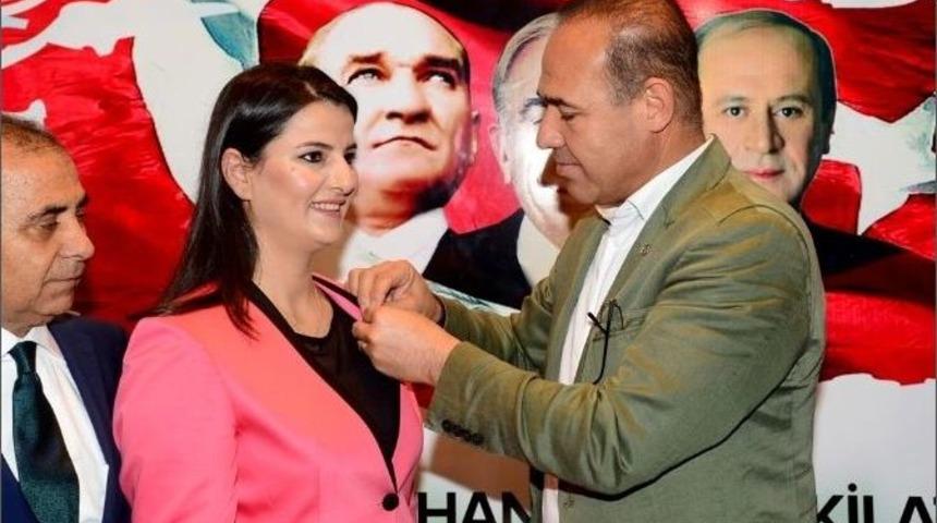 Ak Parti&rsquo;den İstifa Etti Mhp&rsquo;ye Ge&ccedil;ti