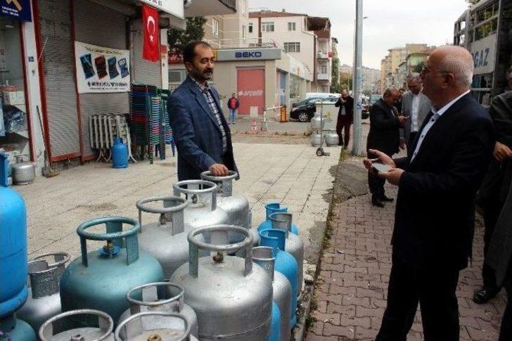 Ak Parti Vekil Adayları Fevzi Çakmak Mahallesi Esnafını Gezdi G1