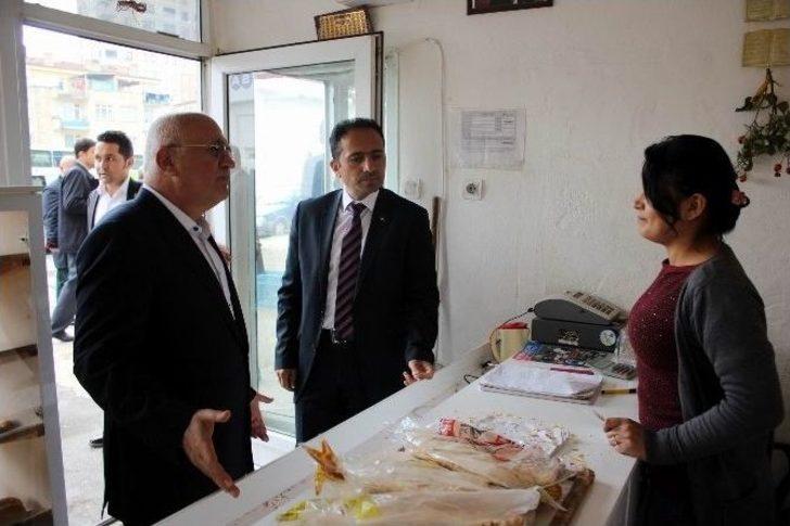Ak Parti Vekil Adayları Fevzi Çakmak Mahallesi Esnafını Gezdi G3