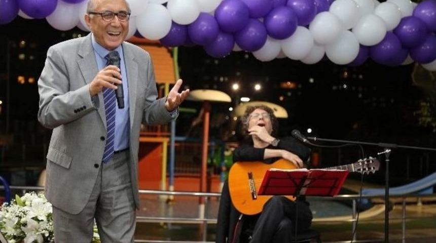 Ataol Behramoğlu Mersinli Sevenleriyle Buluştu