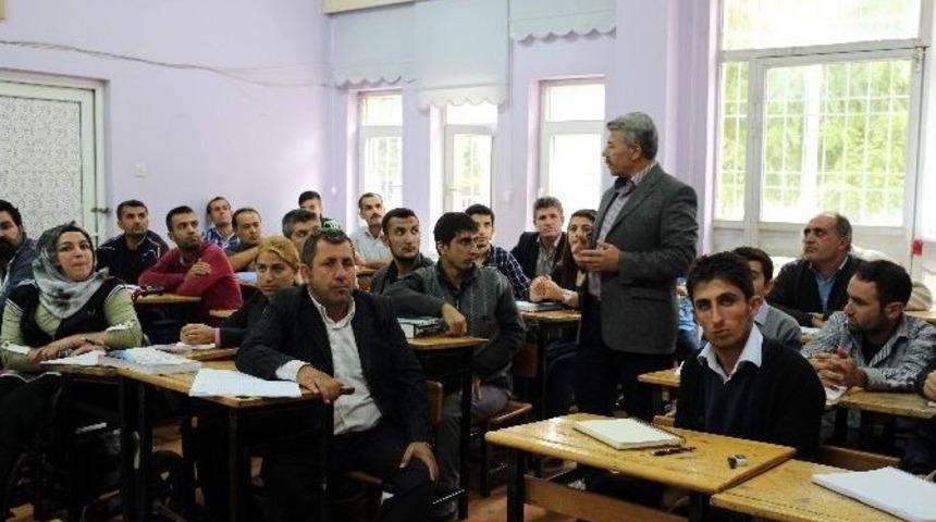 Adıyaman Halk Eğitim Merkezi Engelliler İ&ccedil;in Ek Kpss Kursu A&ccedil;tı