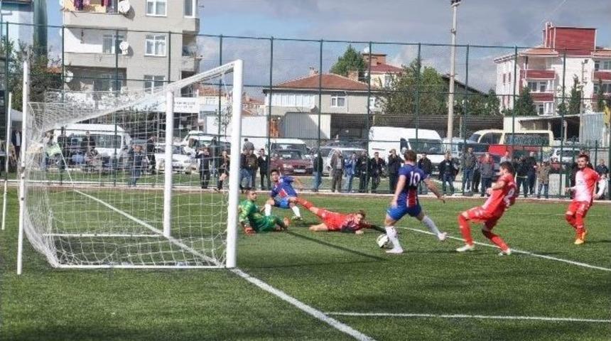 1911 &Ccedil;erkezk&ouml;yspor 2&rsquo;de 2 Yaptı