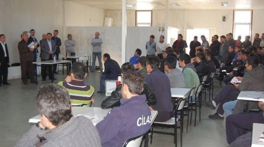 &Ccedil;akan Cilas Kau&ccedil;uk&rsquo;ta &Ccedil;alışan İş&ccedil;ilerle Bir Araya Geldi