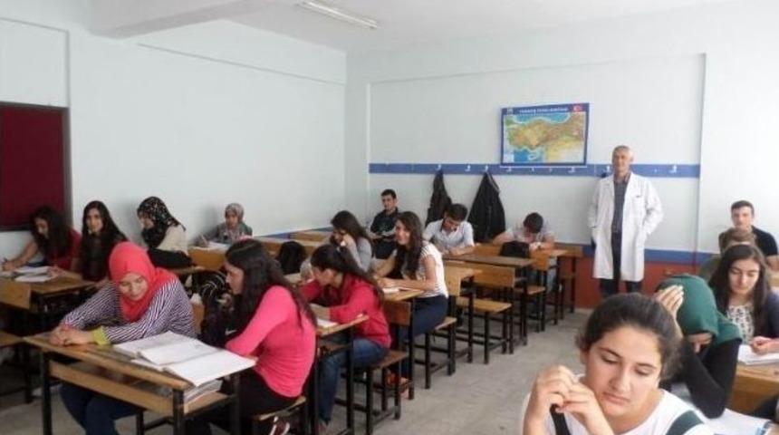 Akşehir&rsquo;de Yetiştirme Kurslarına B&uuml;y&uuml;k Talep