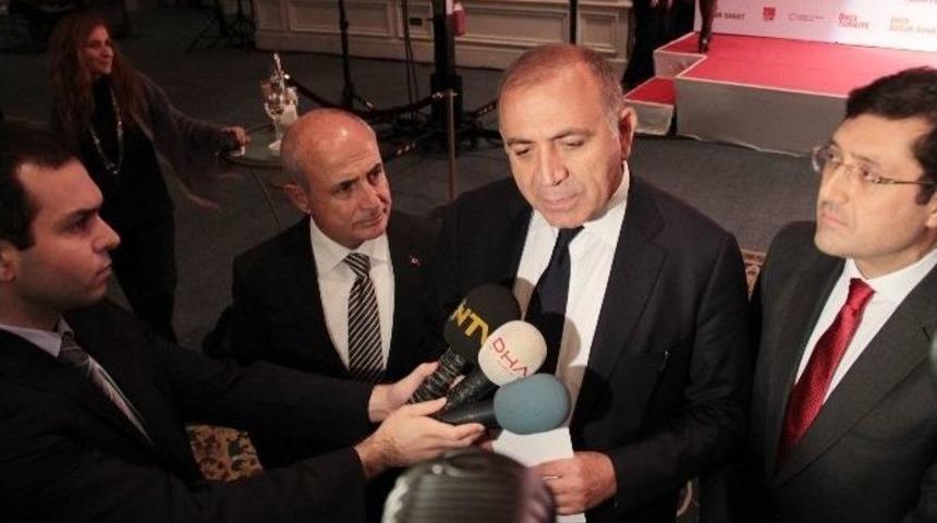 G&uuml;rsel Tekin: "chp Genel Merkezi &Ouml;n&uuml;nde Ateş A&ccedil;ıldı"