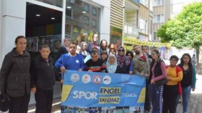 Engelli Sporcuya Sinema Etkinliği