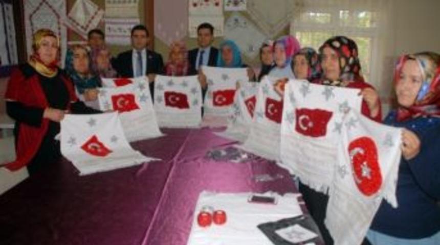 Kadın Kursiyerlerden Asker Ve Polise Destek