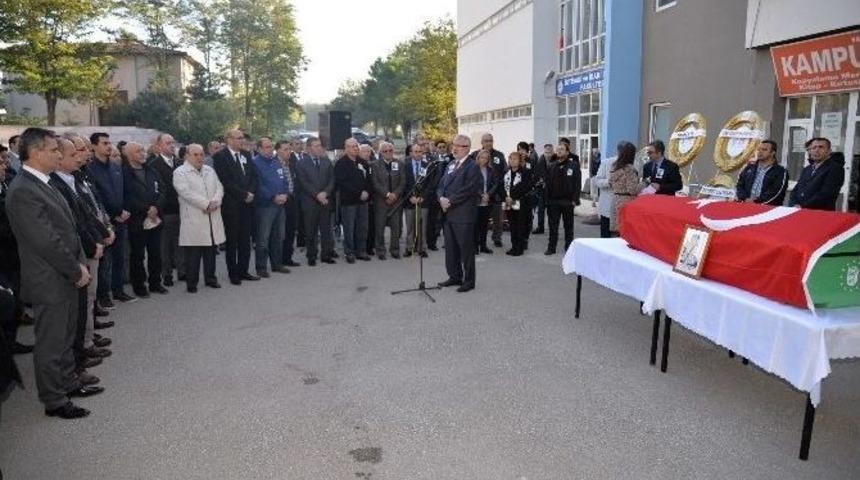 Prof. Parasız Son Yolculuğuna Uğurlandı